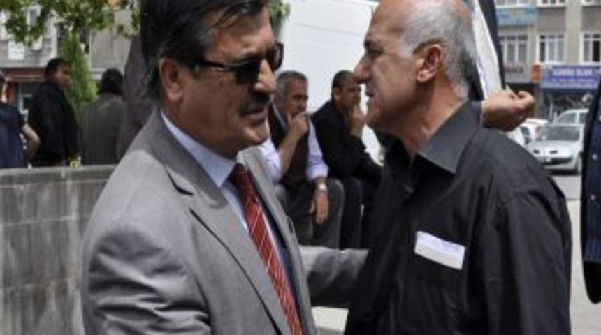 Rıdvan &Ccedil;e&ccedil;en'in Acı G&uuml;n&uuml;