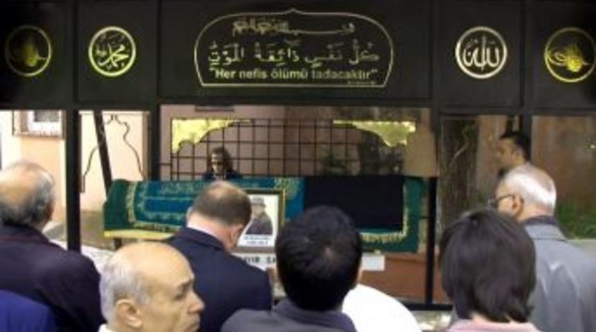 Nezih Uzel, Mevlevi geleneklerine göre son yolculuğuna uğurlandı