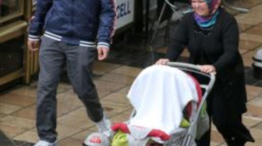 Beklenen yağmur doluyla birlikte geldi