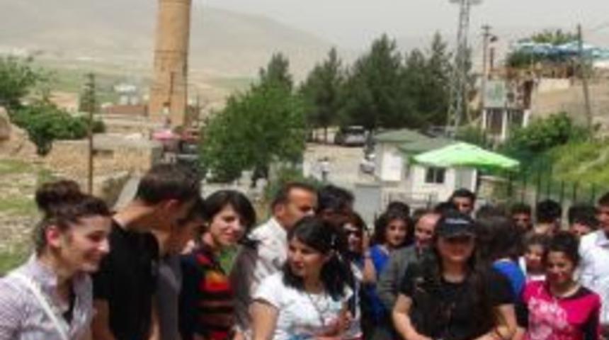 Uludereli &ouml;ğrenciler Hasankeyf&rsquo;i gezdi