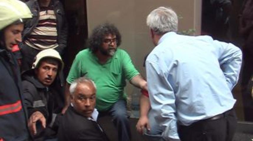 Penguen Dergisi&rsquo;nde yangın paniği