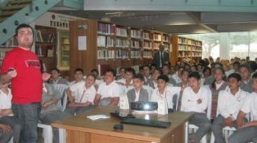 &Ouml;ğrencilere deprem semineri