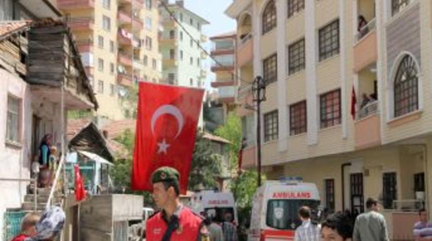 Şehit Onbaşı Mehmet Coşkun Kılı&ccedil;'ın baba evinde yas