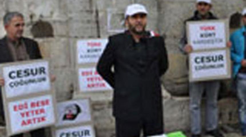 PKK'ya bizim adımıza savaşma &ccedil;ağrısı