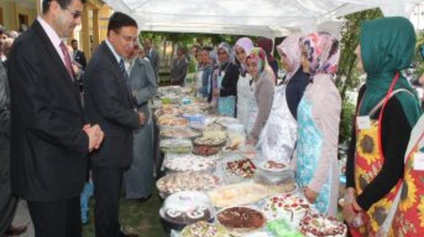 Polatlı&rsquo;da Kur&rsquo;an kursu &ouml;ğrencileri yararına kermes