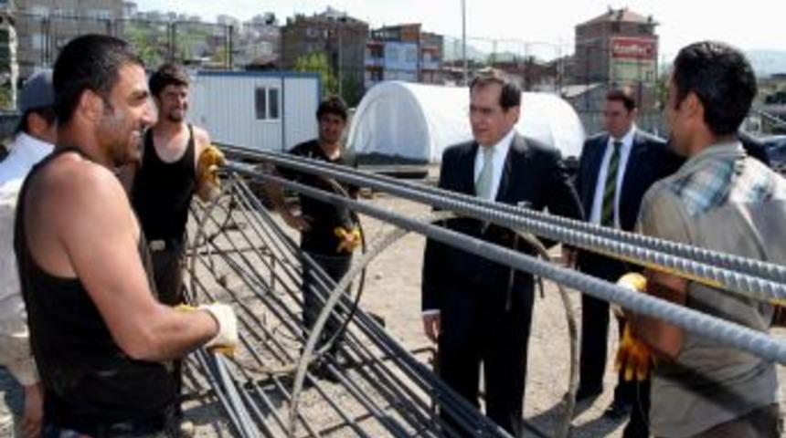 Milletvekili Mustafa Demir: Samsun'da trafik b&uuml;y&uuml;k &ouml;l&ccedil;&uuml;de rahatlayacak