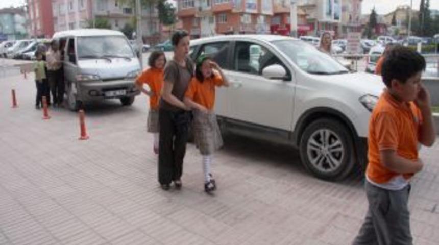 Burdur'da 38 &ouml;ğrencinin s&uuml;tten zehirlendiği iddiası