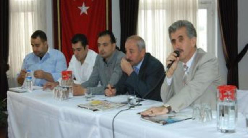 Mamak Belediyesi, m&uuml;teahhitlere değişen yapı denetim y&ouml;netmeliğini anlattı