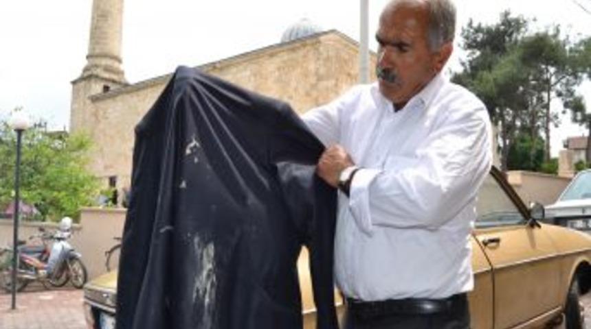 &Uuml;zerinde pislik var deyip 800 lirasını &ccedil;aldılar