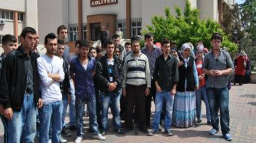 Alacaklı iş&ccedil;ilerden fabrikayı boşaltan işverene su&ccedil; duyurusu