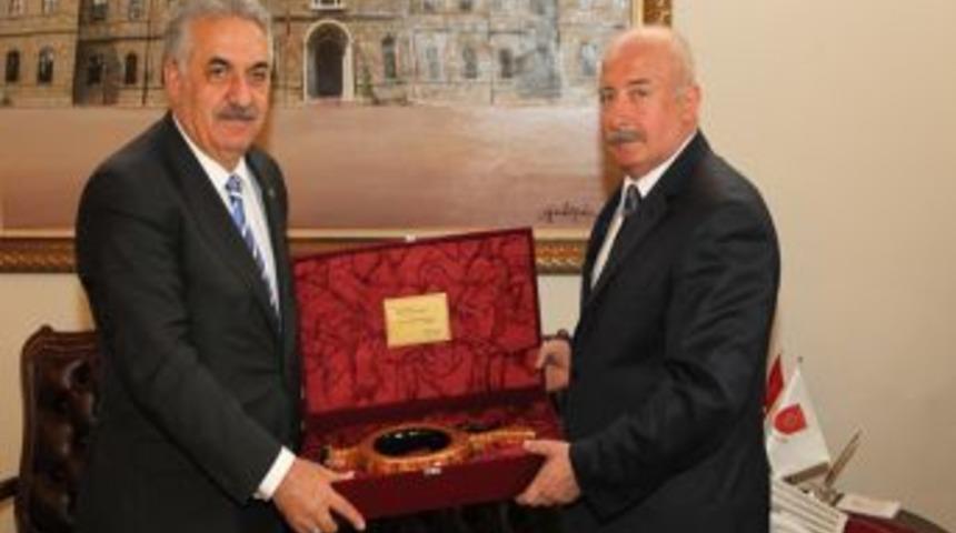 Bakan Yazıcı, Ankara Valiliği&rsquo;ni ziyaret etti