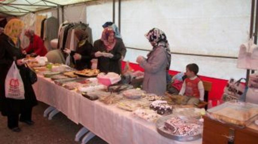 G&ouml;rele'de &ouml;ğrenciler yararına kermes
