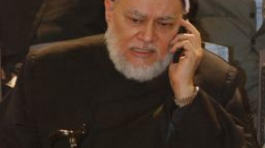 Mısır M&uuml;ft&uuml;s&uuml; Cuma: İslam fakirliği zekat ile &ccedil;&ouml;zd&uuml;