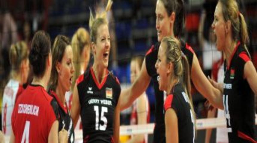 Polonya: 3 - Almanya: 1