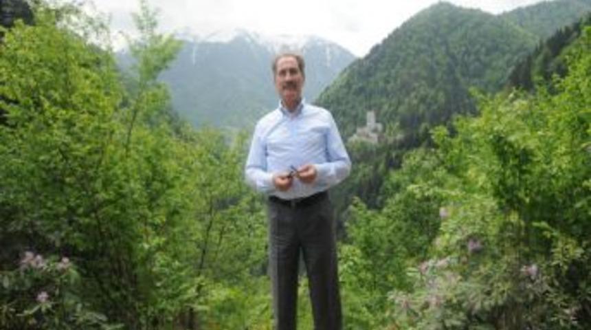 Bakan G&uuml;nay, Ayder Yaylası&rsquo;ndaki beton yapılara tepki g&ouml;sterdi