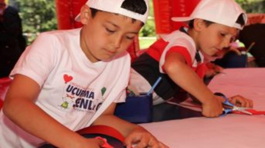 Organ nakil hastası &ccedil;ocukların u&ccedil;urtma keyfi