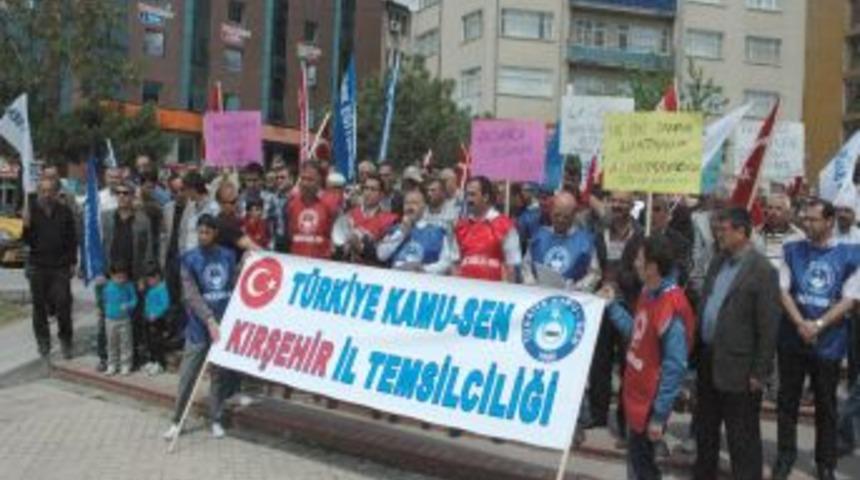 Kamu &ccedil;alışanlarının şiddete maruz kalmasına tepki