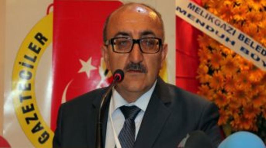 Kayseri Gazeteciler Cemiyeti Başkanı Altınkaya g&uuml;ven tazeledi