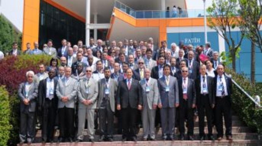 Bilim insanlarından ortak g&ouml;r&uuml;ş: Eğitimde inovasyon şart