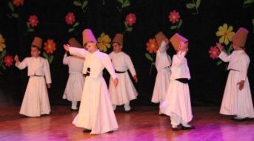 Bur&ccedil; Anaokulu'nda mezuniyet sevinci