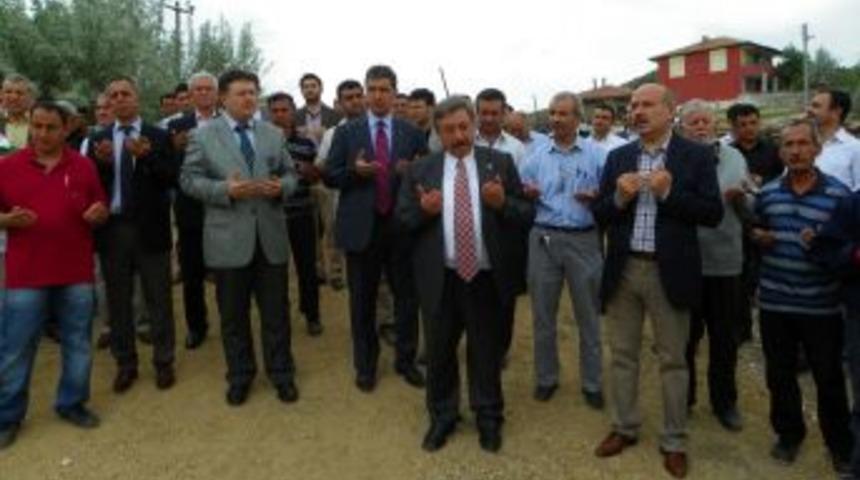 K&ouml;ksal: Okuma salonu yaptıran işadamları alkışlanır