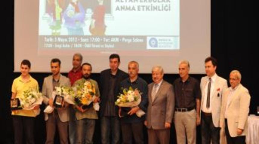 Ulusal Antalya Karikat&uuml;r Yarışması'nda dereceye girenler &ouml;d&uuml;llendirildi