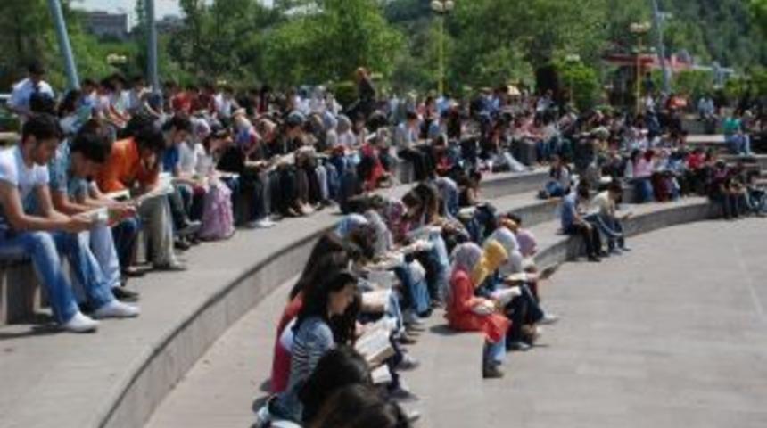 &ldquo;T&uuml;m Ereğli Kitap Okuyor&rdquo; etkinliği d&uuml;zenledi