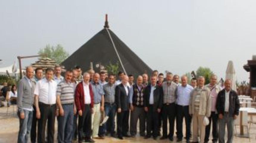 Beypazarı inşaat sekt&ouml;r&uuml;, İstanbul Uluslararası Yapı Fuarı'nı gezdi