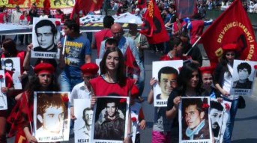 Deniz Gezmiş ve arkadaşları, d&uuml;zenlenen mitingle anıldı