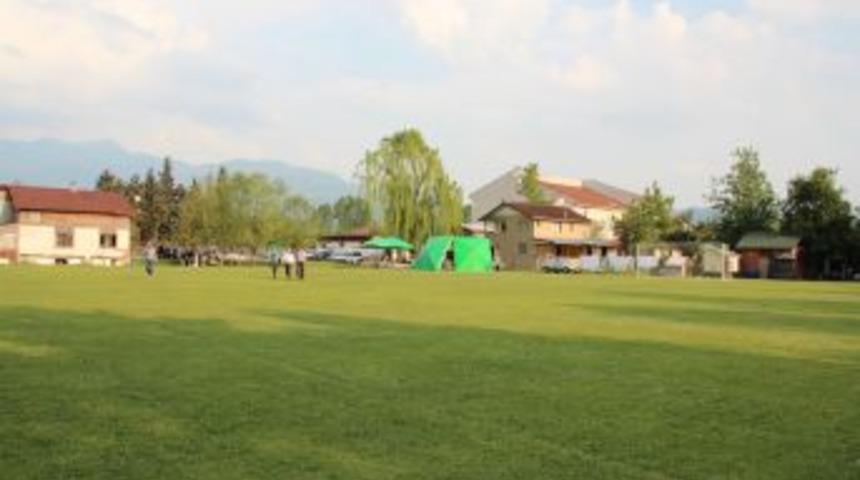 Vasiyeti gereği spor kompleksinin yanına g&ouml;m&uuml;ld&uuml;