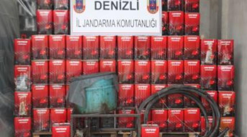 Denizli’de 5 bin 490 litre madeni yağ ele geçirildi