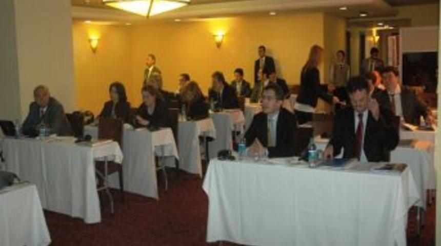 Trabzon'da Hukukta Uzlaşma Semineri D&uuml;zenlendi