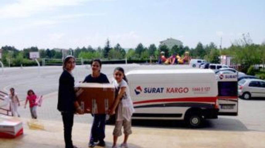 &Ouml;ğrenciler kardeş okullarını unutmadı