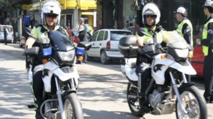 Karayolları Trafik G&uuml;venliği Haftası Kutlandı