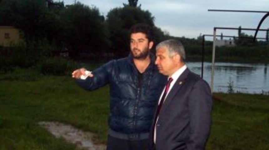 Mhp'li Yılmaz Kozan'daki Sel B&ouml;lgesini Gezdi