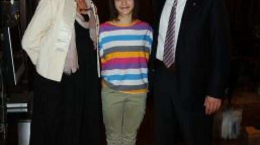 Prof. Dr. Tuncer, Balerin Sultan Menteşe'yi Kabul Etti