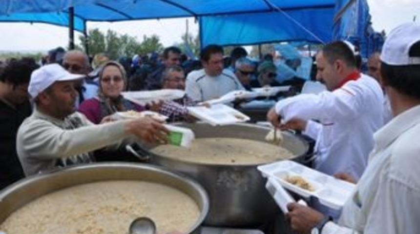 Yalva&ccedil; geleneksel Hıdırellezi kutladı