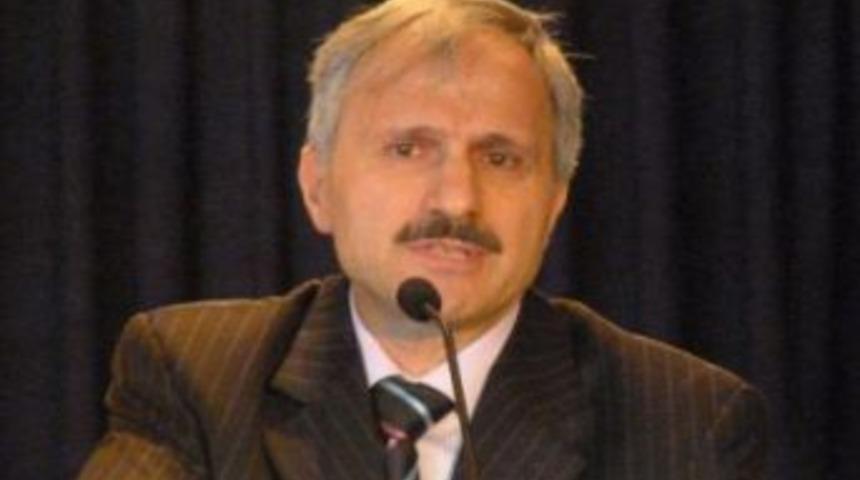 "istanbul T&uuml;rk&ccedil;esi" Paneli D&uuml;zenleniyor