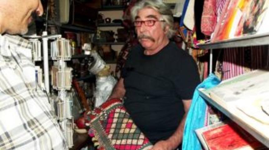 Erdal &Ouml;zyağcılar'ın Antika Merakı