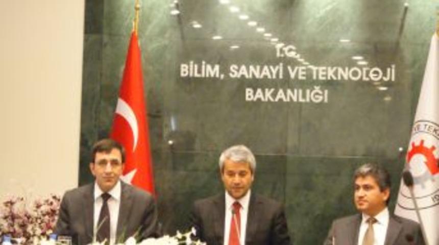 Bilim, Sanayi Ve Teknoloji Bakanı Nihat Erg&uuml;n: