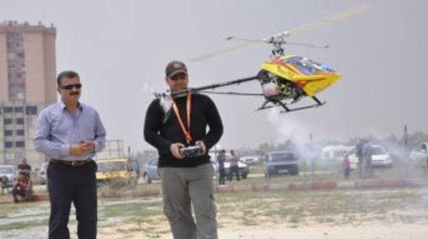 Model U&ccedil;ak Şenliği Mersin'de Yapıldı