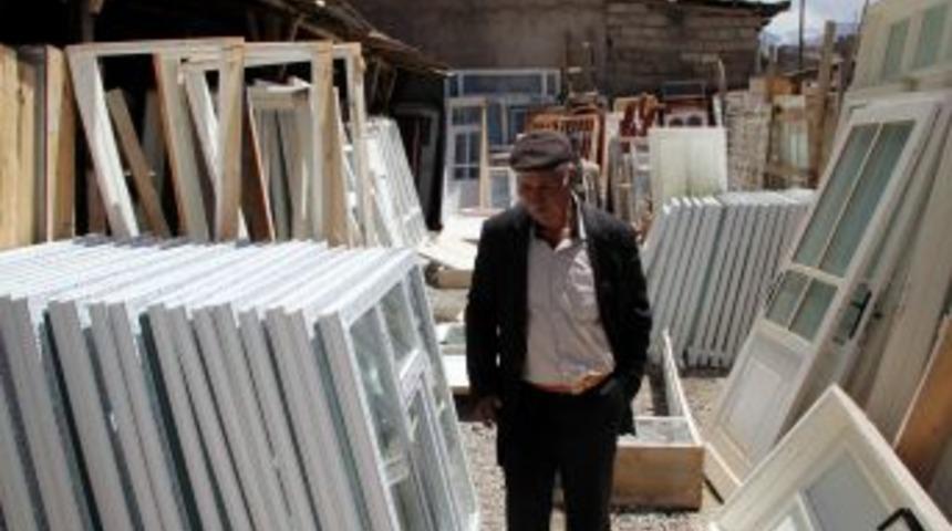 Van'da İkinci El İnşaat Malzemesi Bolluğu