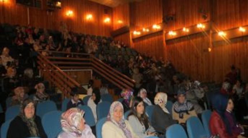 Erzurum Avm Kadınlar Kul&uuml;b&uuml;'n&uuml;n Tiyatro Heyecanı
