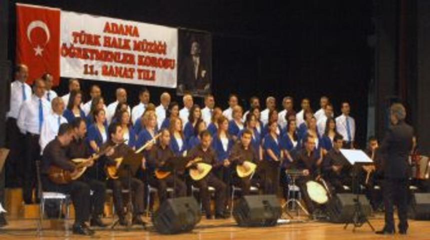 &Ouml;ğretmenler Korosundan Konser