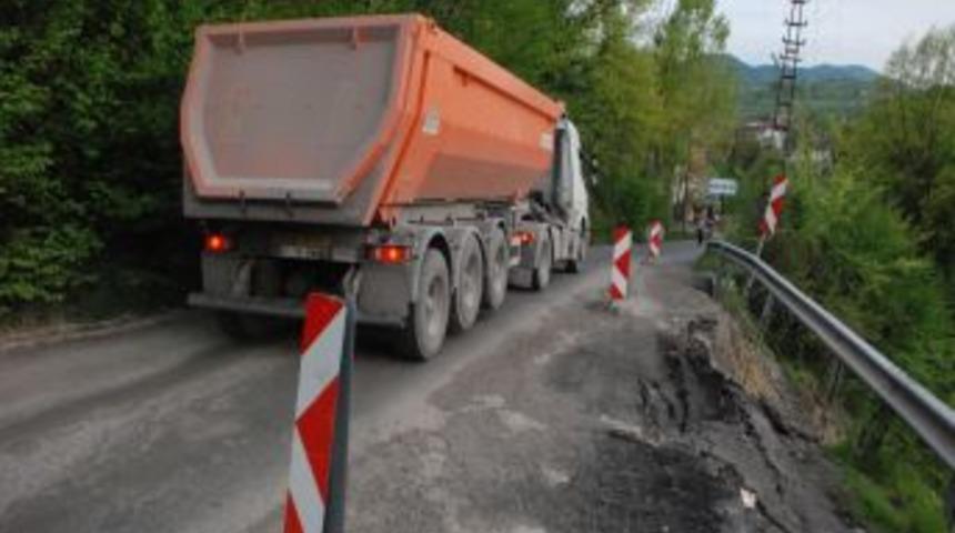 &Ccedil;&ouml;ken yol s&uuml;r&uuml;c&uuml;leri tedirgin ediyor