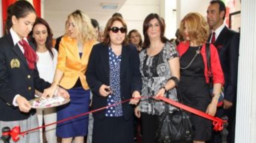Aydınlı &Ouml;ğrencilerden Ortak Yılsonu Resim Sergisi