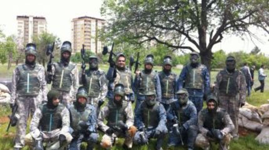 Naksan &ccedil;alışanlarına paintball morali