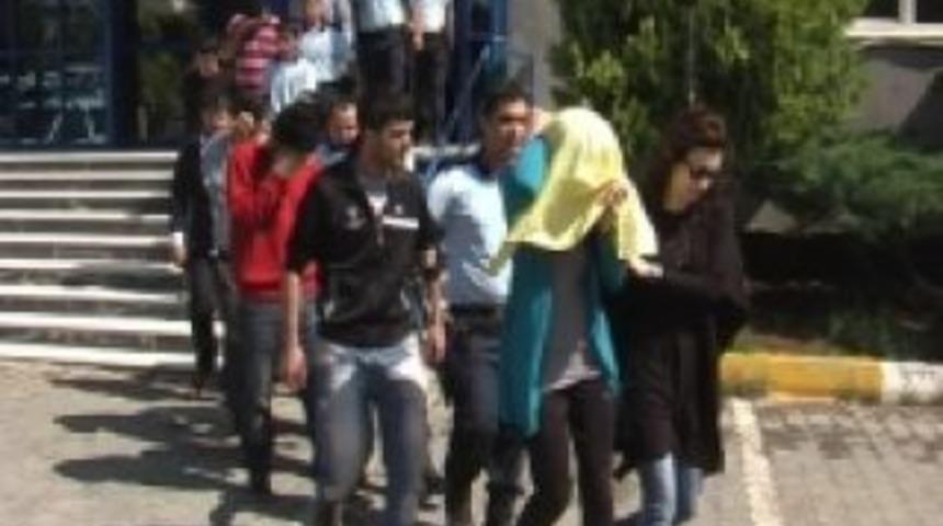 Dolandırıcılara darbe: 19 g&ouml;zaltı