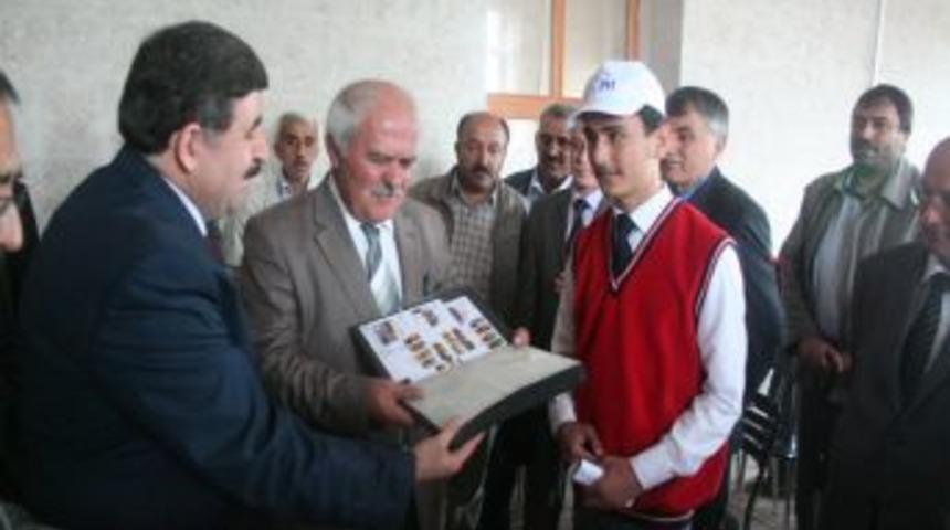 Nevşehir&rsquo;den rekortmen Bolt&rsquo;a 'D&uuml;nya barışına hizmet etme &ccedil;ağrısı'