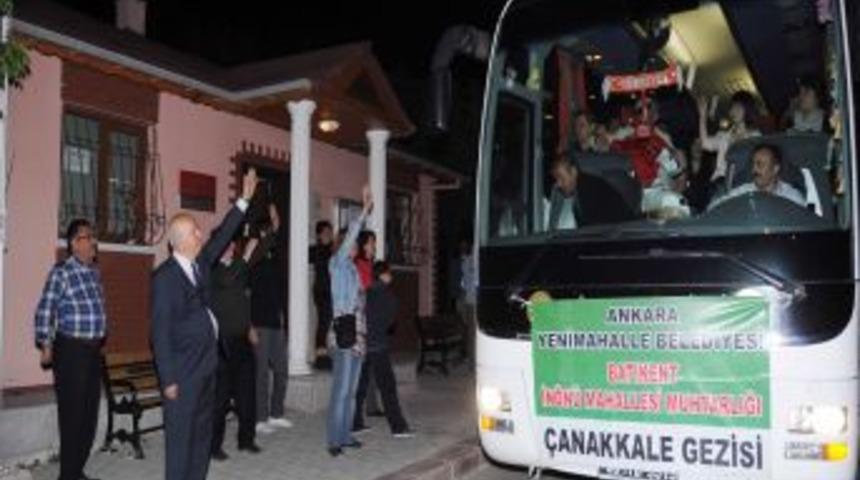 Başkan Yaşar İn&ouml;n&uuml; Mahallesi sakinlerini &Ccedil;anakkale'ye uğurladı